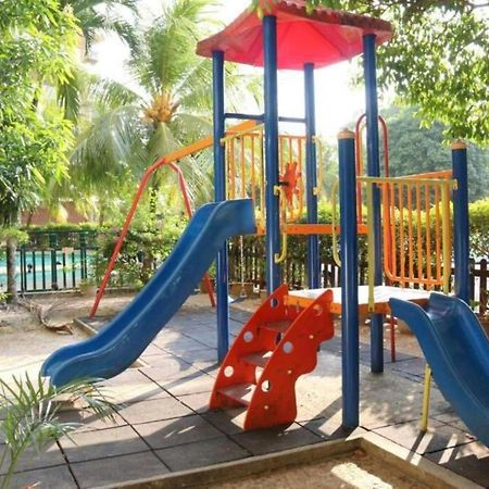 Designer Suite Apartment Seaview 10Pax Families Suite 瓜埠 外观 照片