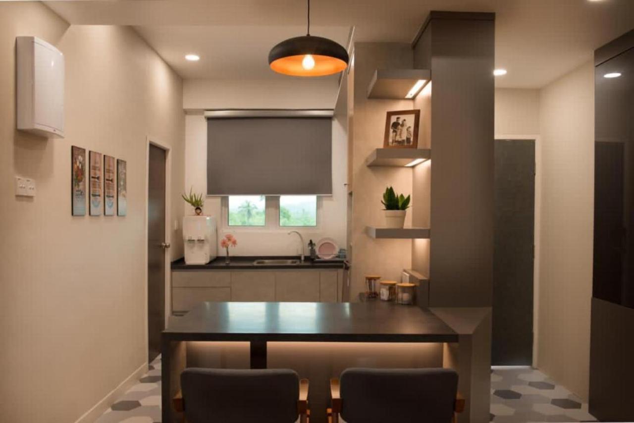 Designer Suite Apartment Seaview 10Pax Families Suite 瓜埠 外观 照片